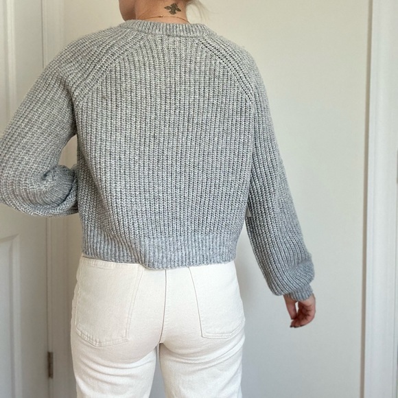 Shoulder Cut Out Cable Knit Pullover Sweater - Picture 7 of 11